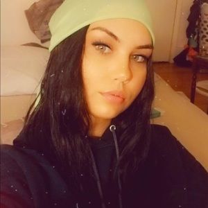 Meet your Posher, Taylor